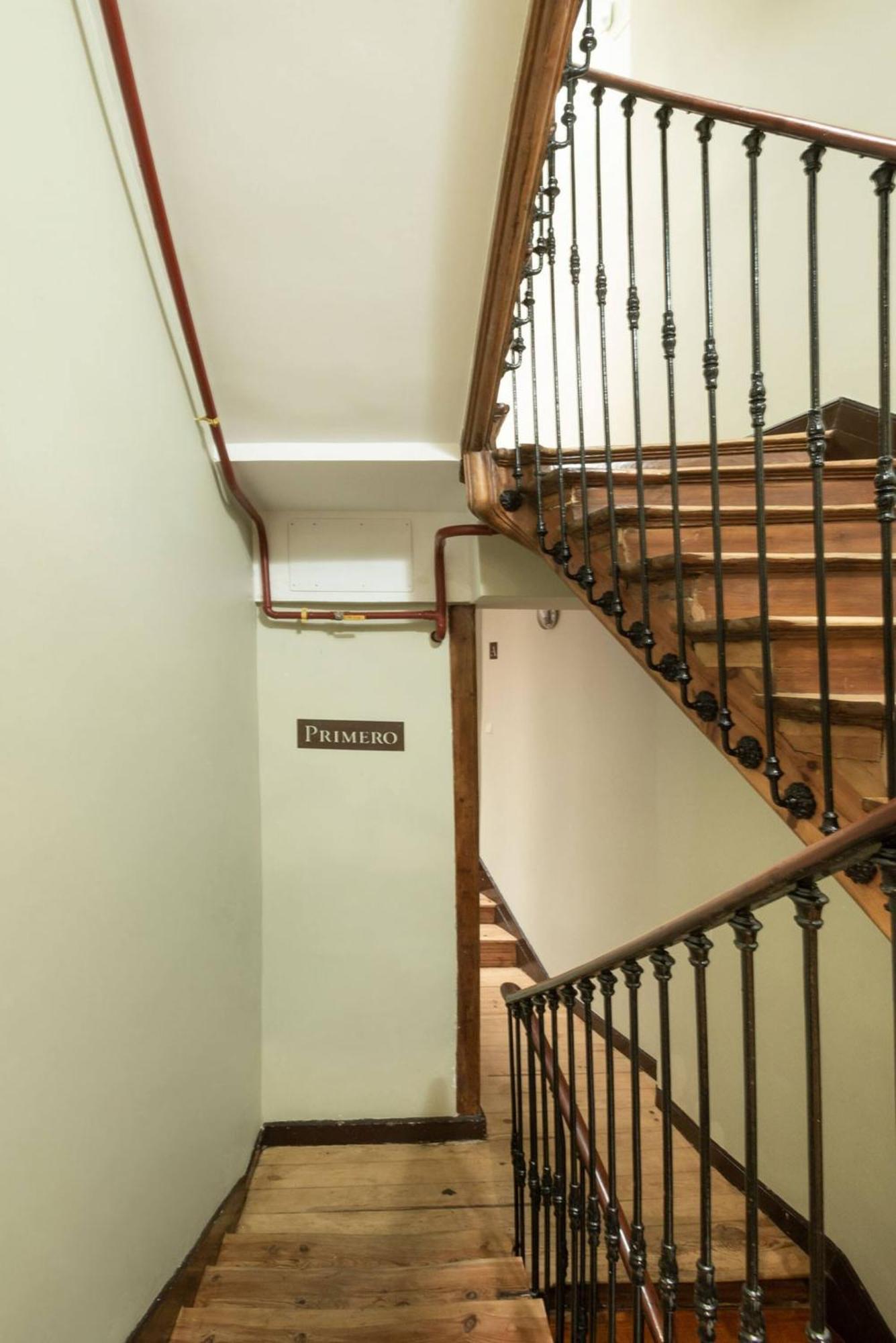 Apartamentos Day Madrid Plaza De Espana Centro Gran Via Sol Malasana ภายนอก รูปภาพ