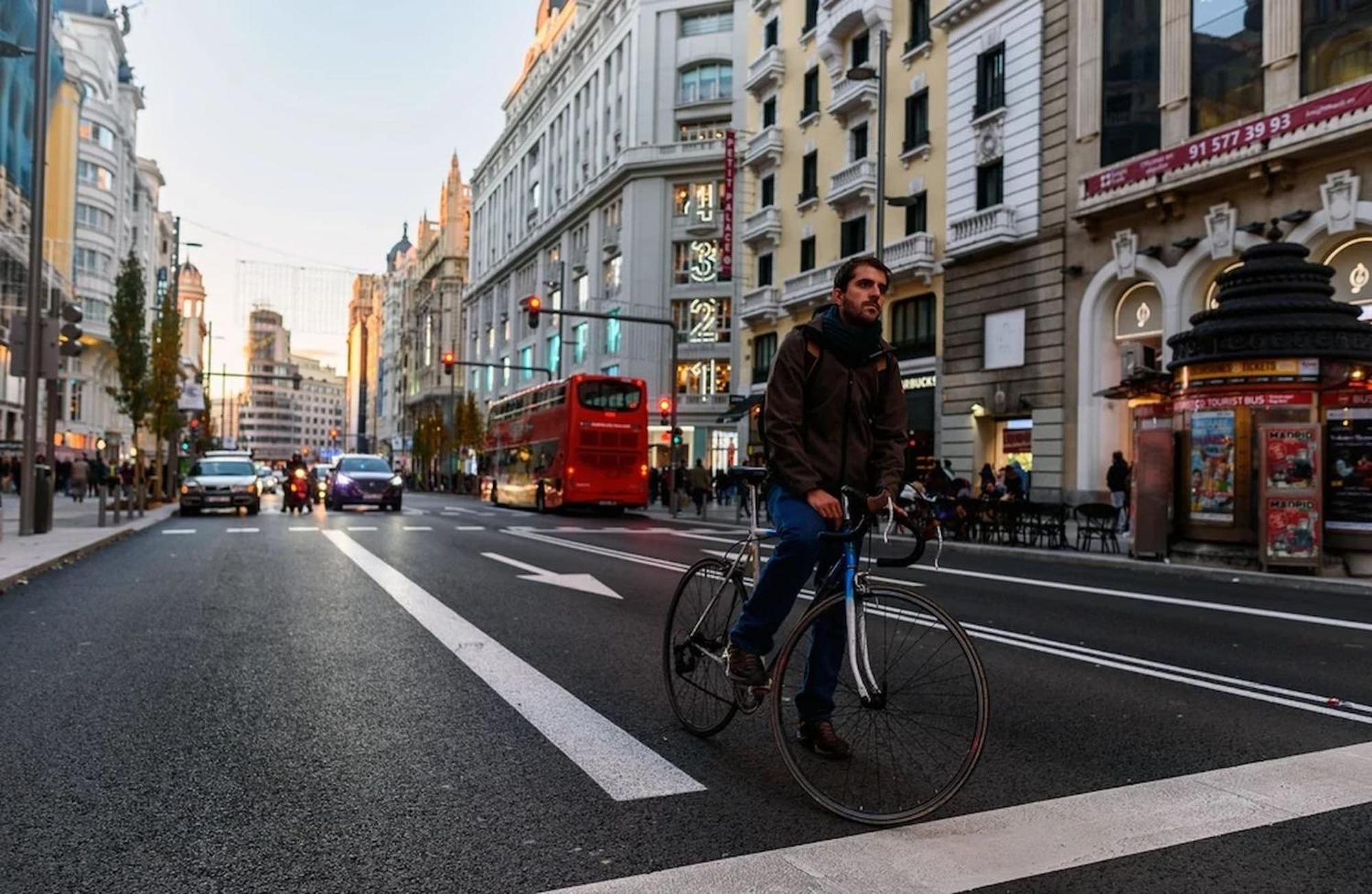 Apartamentos Day Madrid Plaza De Espana Centro Gran Via Sol Malasana ภายนอก รูปภาพ