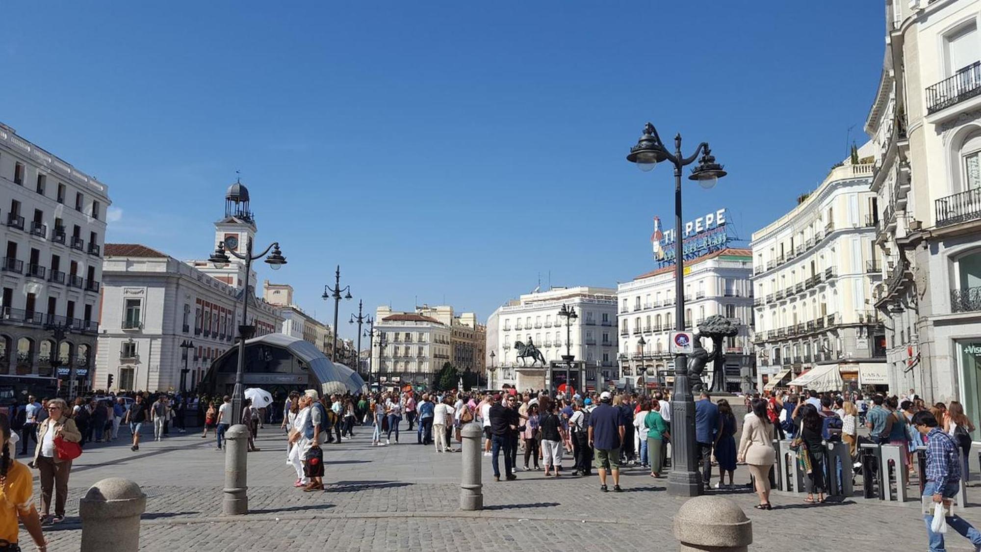 Apartamentos Day Madrid Plaza De Espana Centro Gran Via Sol Malasana ภายนอก รูปภาพ