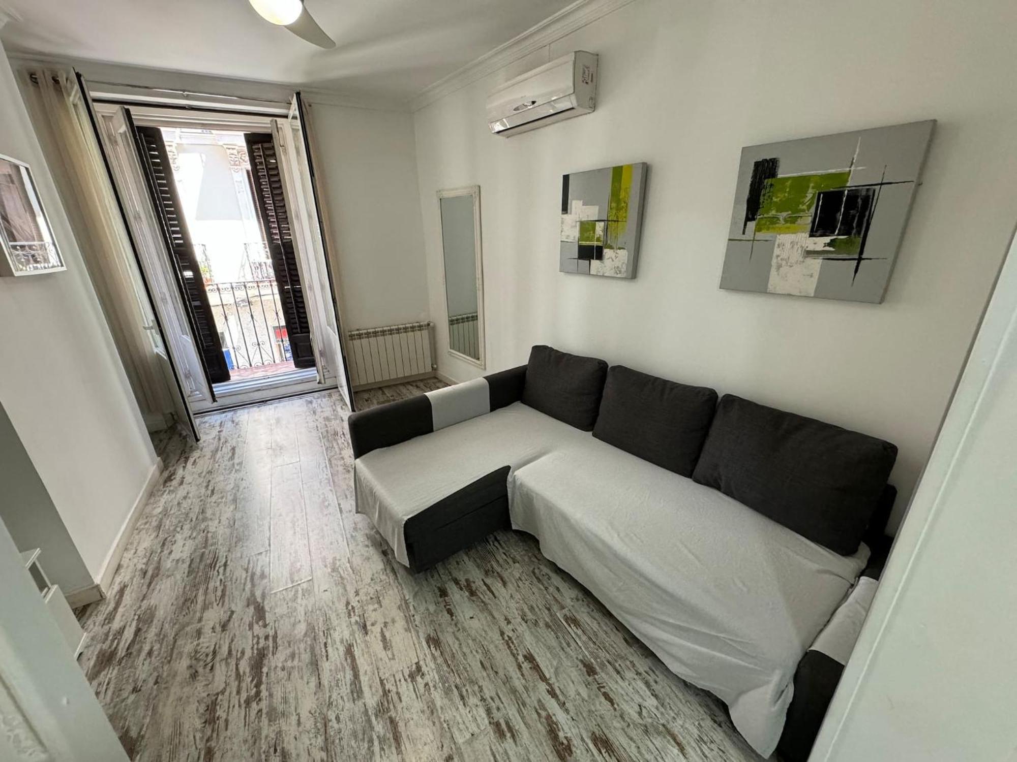 Apartamentos Day Madrid Plaza De Espana Centro Gran Via Sol Malasana ภายนอก รูปภาพ